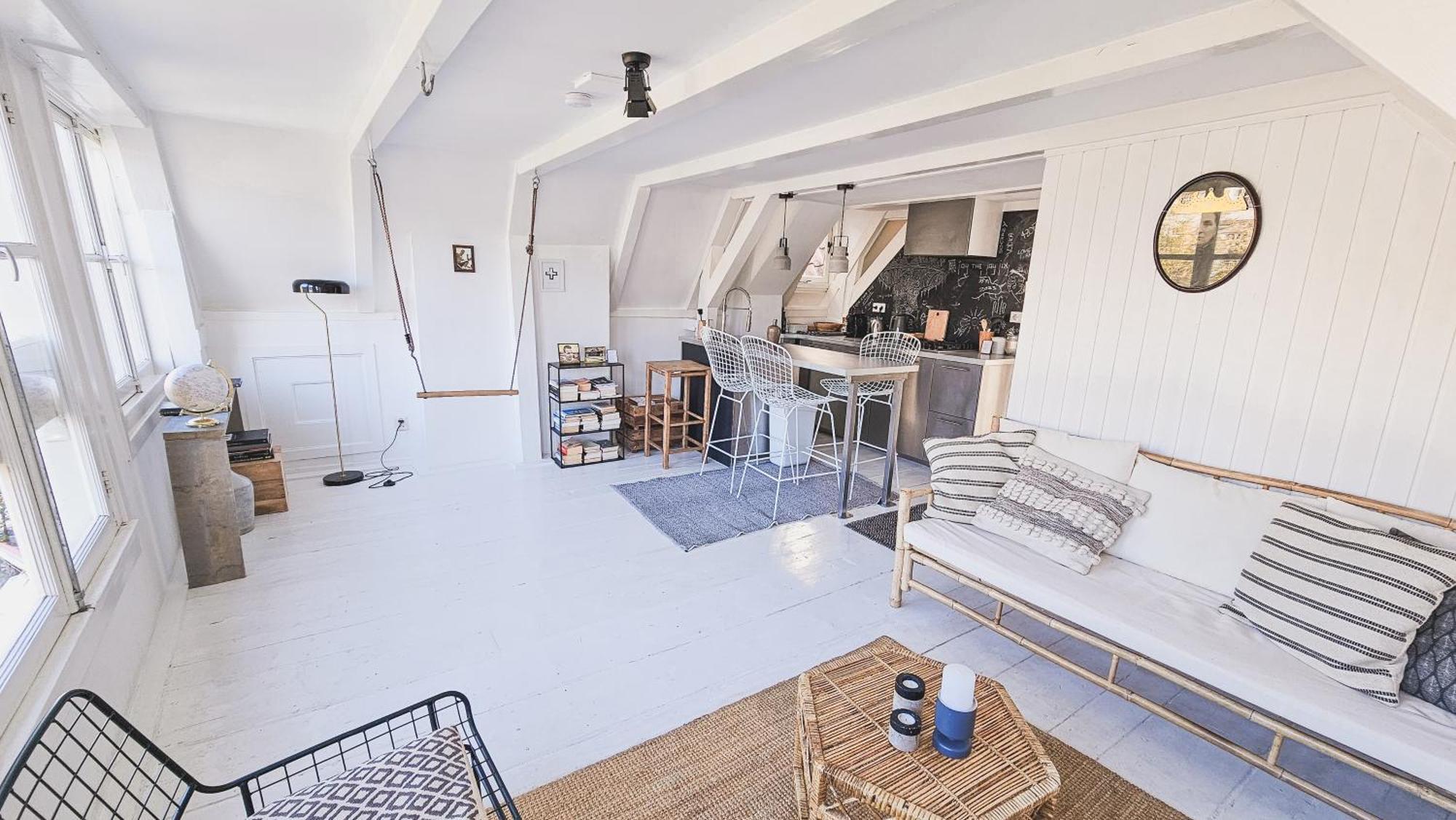 Two Bedroom Apartment In Historic Canalhouse From 1618 - City Centre Amsterdam Buitenkant foto